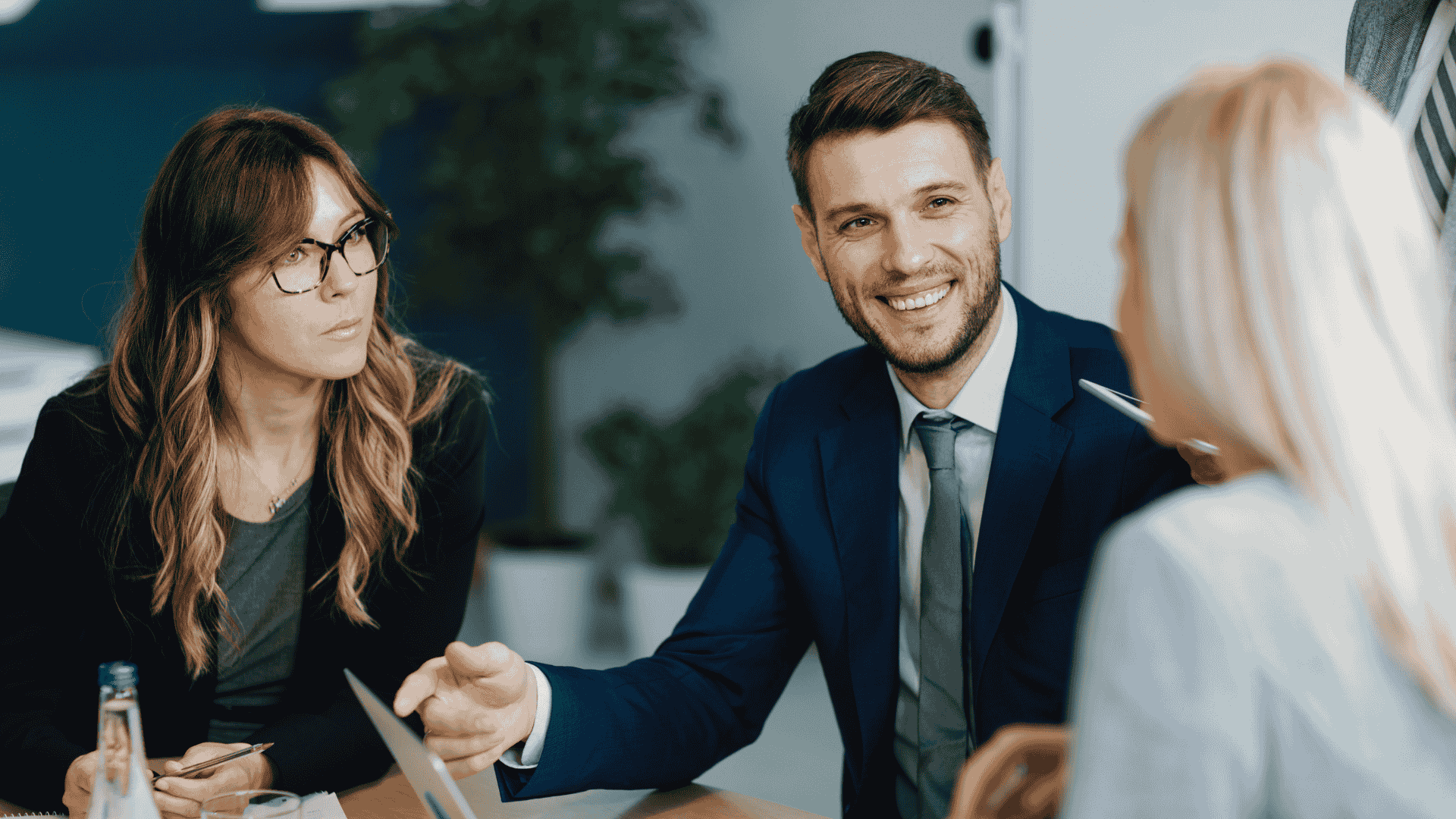 accountant - blij - boekhouders-eaccounting-png-1920x1080